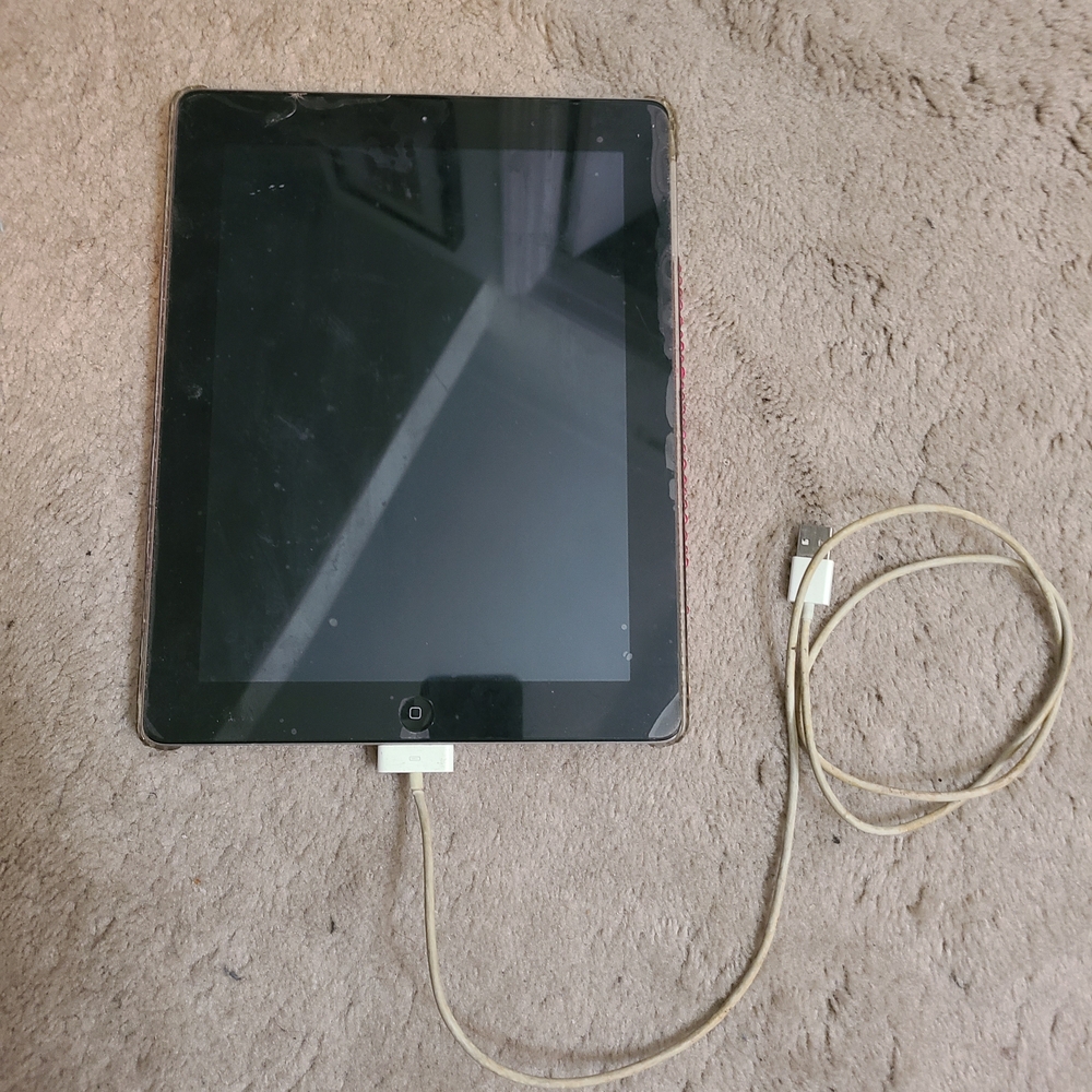 Apple iPad (Black) with Charging Cable